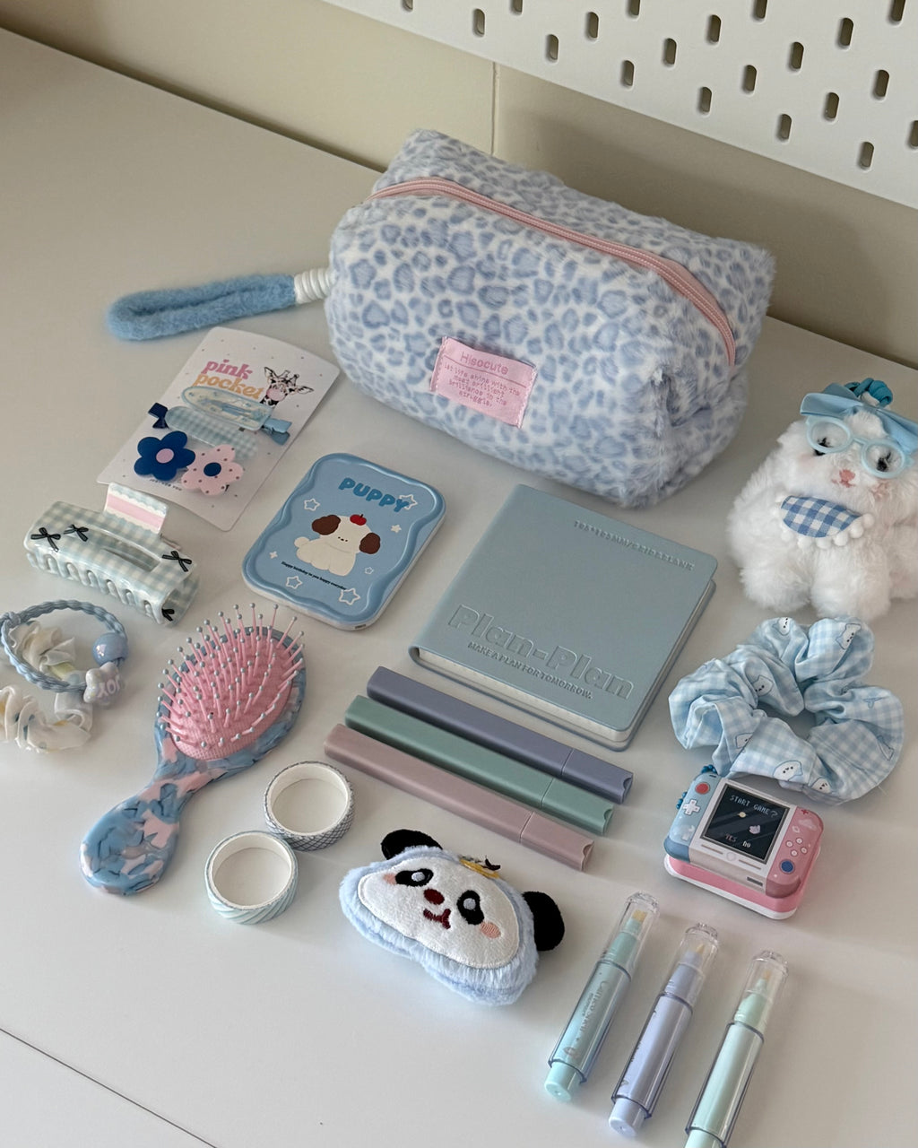 Cloud Pocket — Curated Stationery & Accessories Gift Set