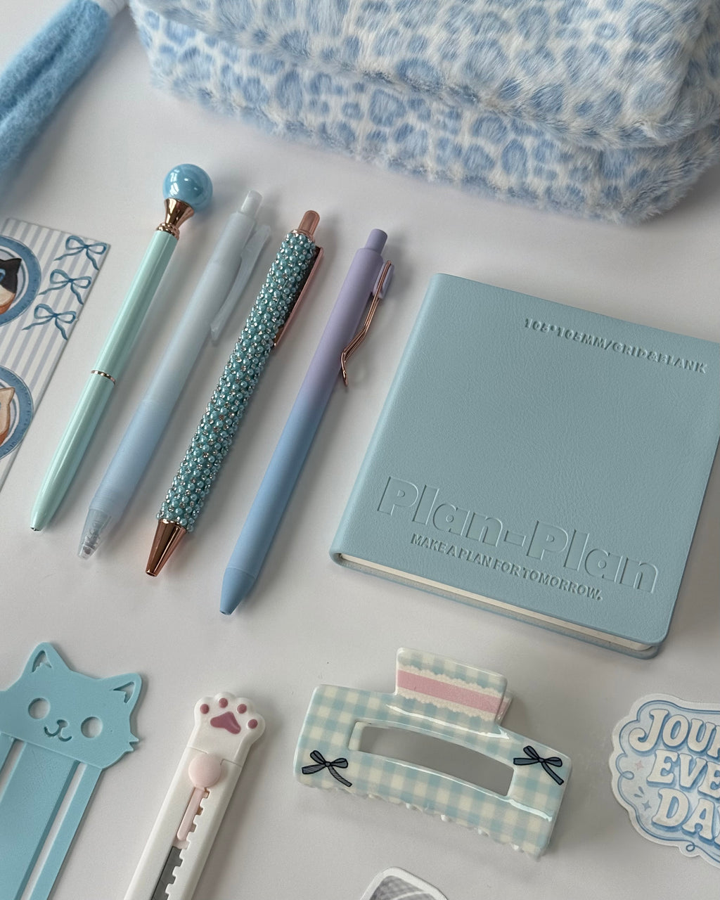 Cloud Pocket — Curated Stationery & Accessories Gift Set