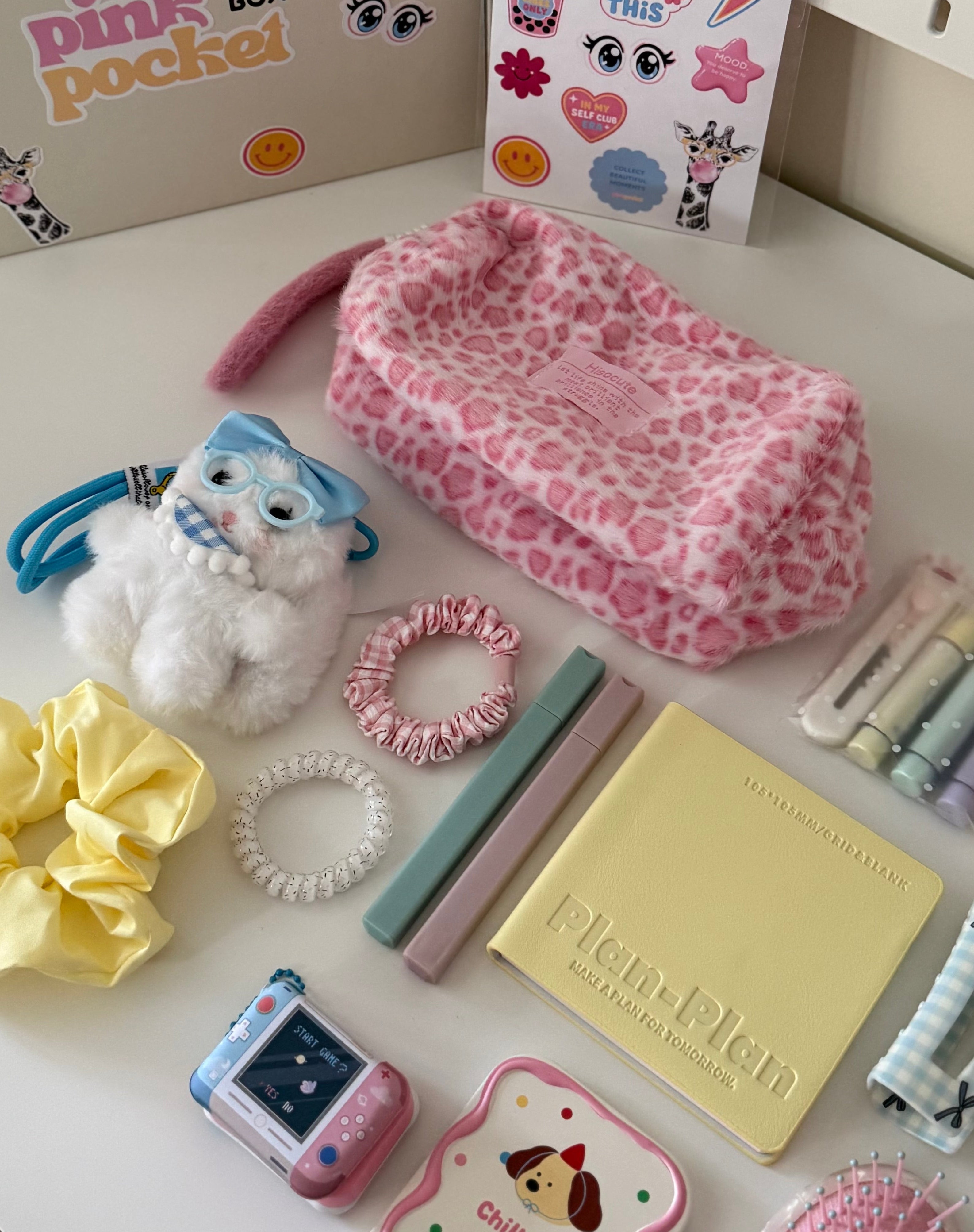 Cute Surprise Gift Box | 25 Hand-Picked Cute Gifts & Accessories